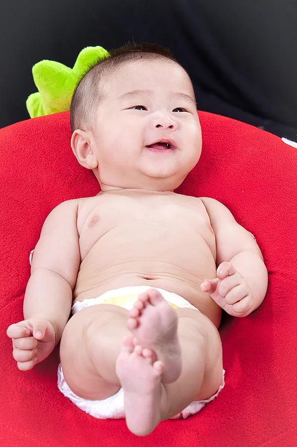寶寶攝影-4M可愛寶寶圖片-嬰兒照