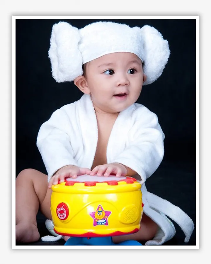 可愛嬰兒照片-羊角帽-1歲-寶寶照ptt