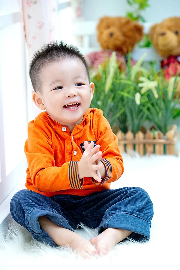 兒童寫真-1.5歲男-橘色POLO衫