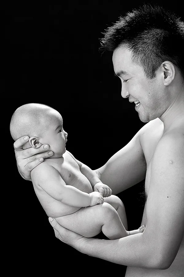 親子寫真-百天寶寶-黑白-可愛嬰兒照片