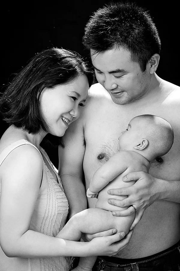 親子寫真-百天寶寶-黑白-可愛嬰兒照片