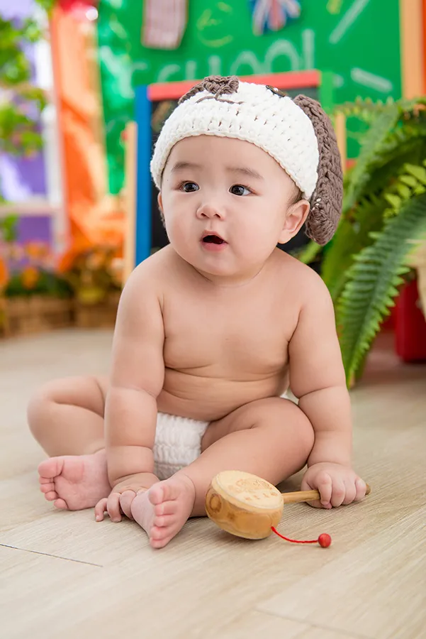 可愛寶寶圖片-10M-尿布照-綿羊毛帽