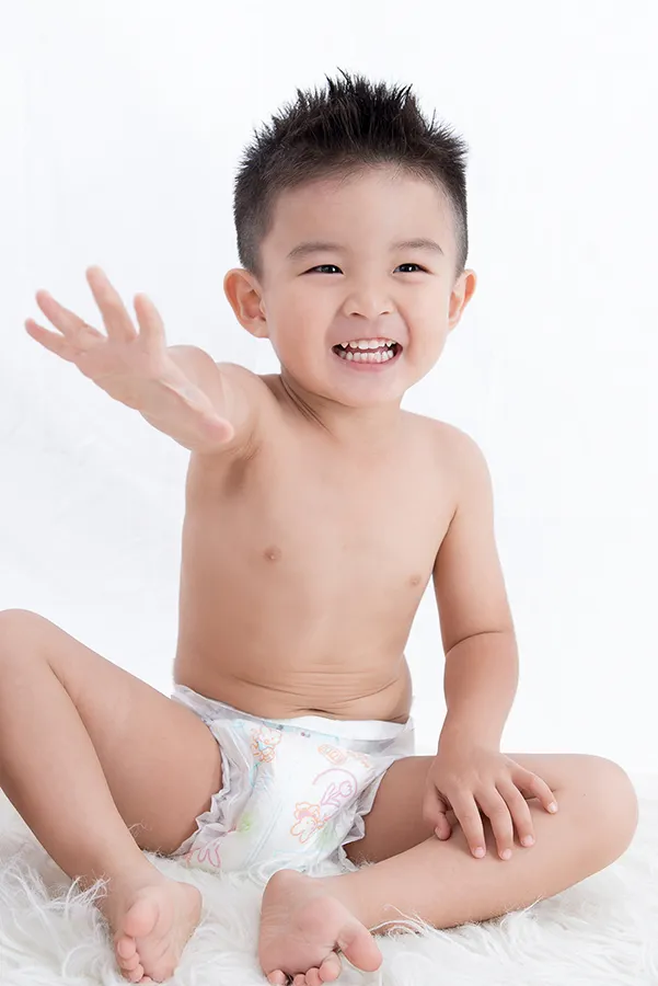 兒童藝術照-可愛寶寶照片-3歲男-尿布照