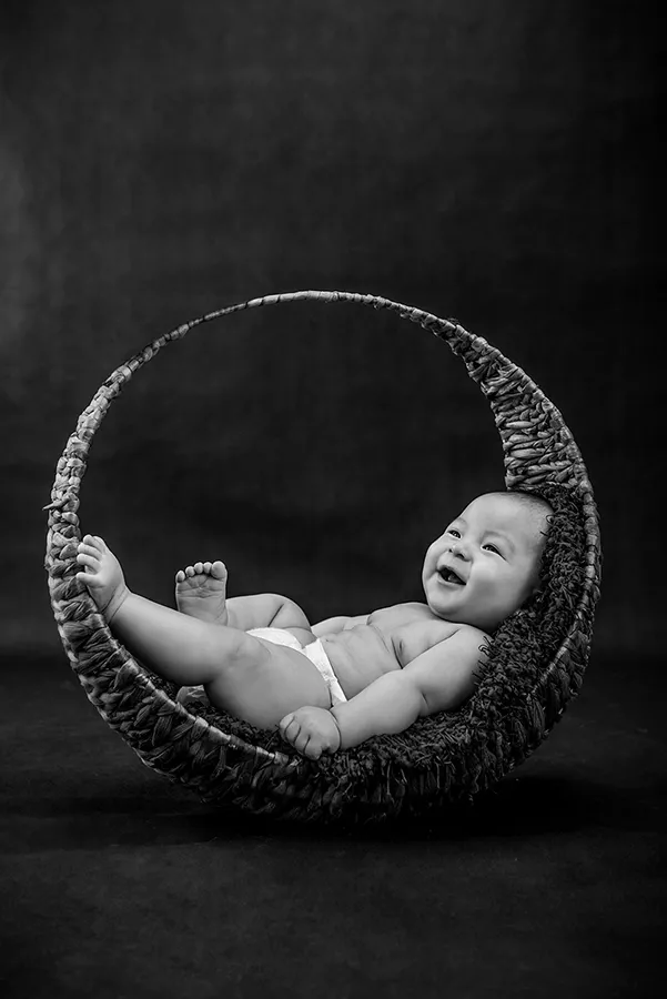 可愛嬰兒照片-寶寶照推薦-4M-月牙框