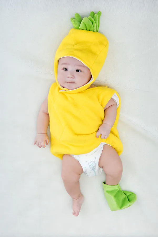 百天寶寶攝影-男嬰-鳳梨造型服-內湖棚拍