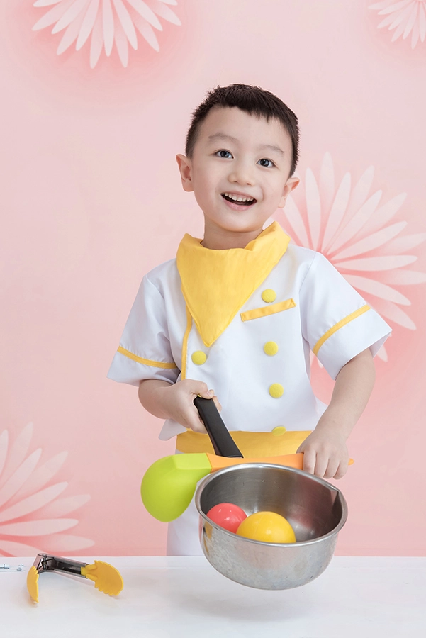 寶寶寫真ptt-三歲男生-廚師服-棚拍