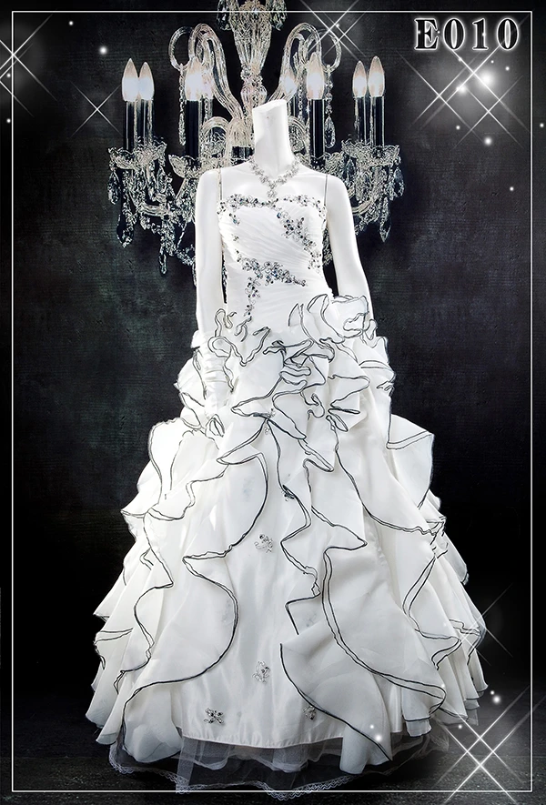胖新娘婚紗-黑色荷葉邊-齊地款-大尺碼婚紗推薦